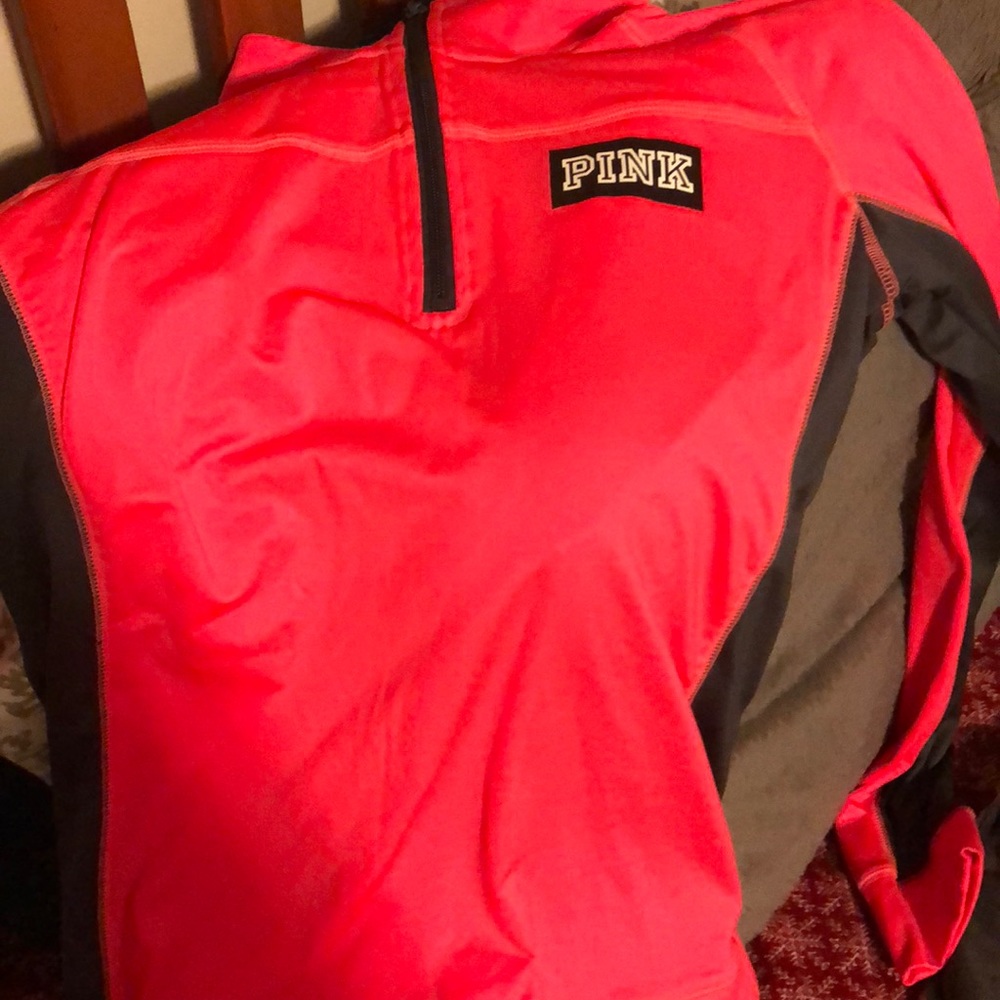 PINK pull over